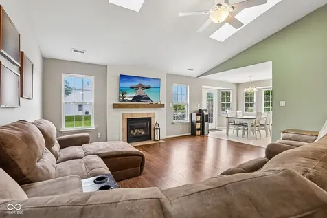 642 Crossfield Drive Indianapolis IN 46239
