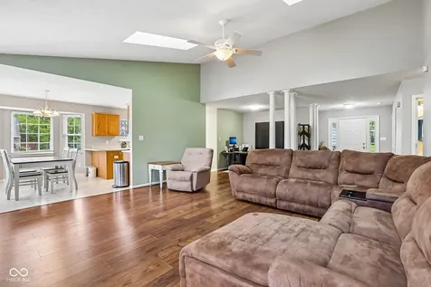 642 Crossfield Drive Indianapolis IN 46239