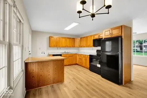 3050 Lucas Way Columbus IN 47203