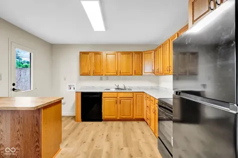 3050 Lucas Way Columbus IN 47203