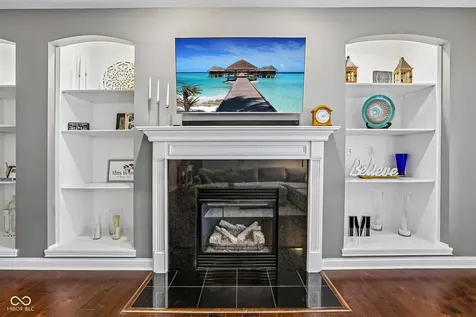 2059 Riverstone Court Avon IN 46123