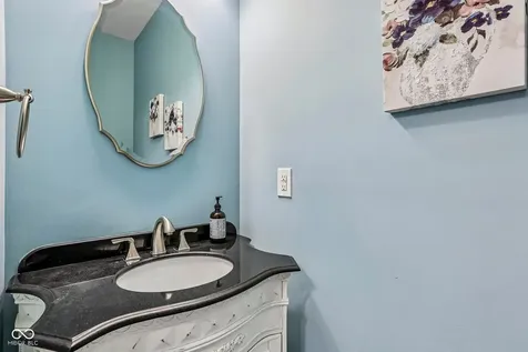 2059 Riverstone Court Avon IN 46123