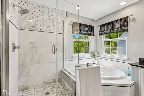 2059 Riverstone Court Avon IN 46123