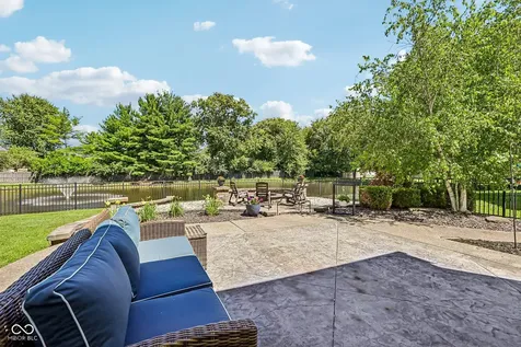 2059 Riverstone Court Avon IN 46123