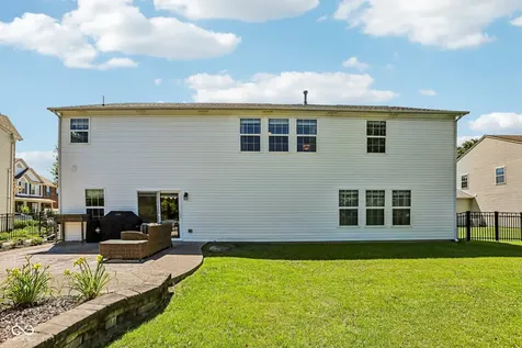 2059 Riverstone Court Avon IN 46123