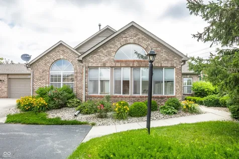 2336 Steeple Chase Shelbyville IN 46176