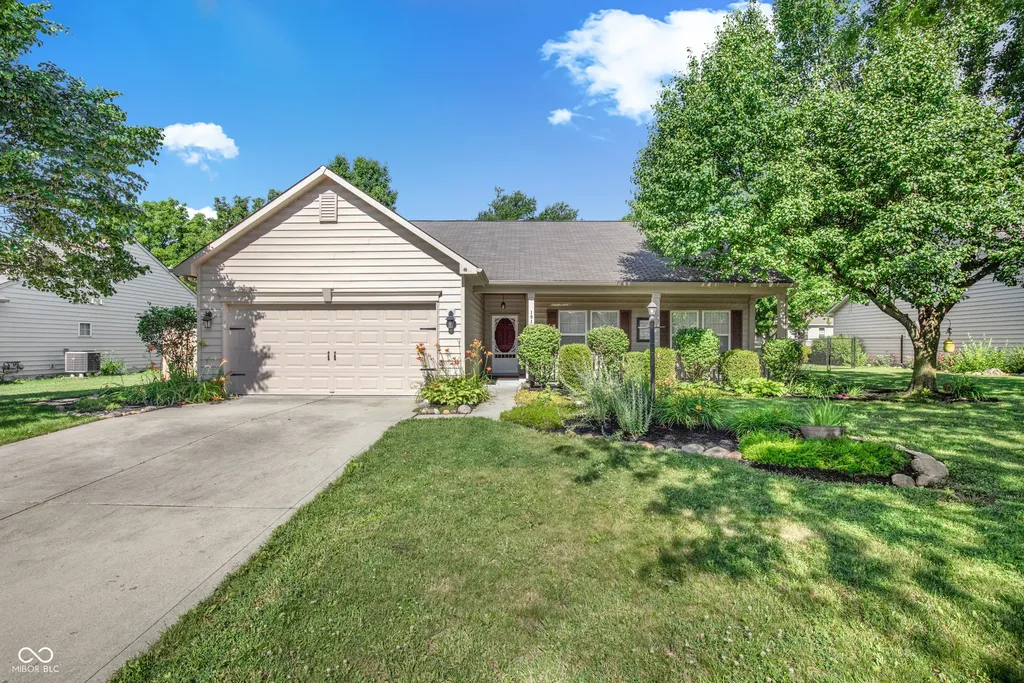 19459 Silver Spring Noblesville IN 46062