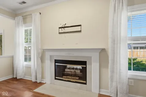 19459 Silver Spring Noblesville IN 46062