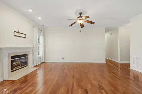 19459 Silver Spring Noblesville IN 46062