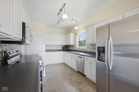 19459 Silver Spring Noblesville IN 46062