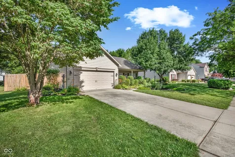 19459 Silver Spring Noblesville IN 46062