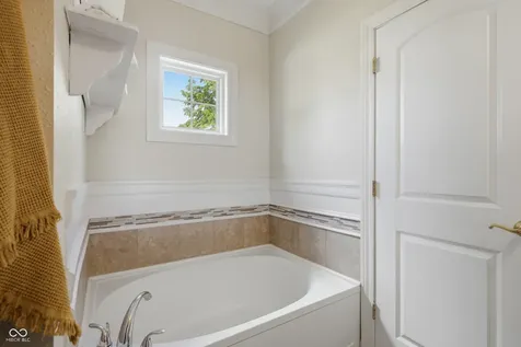 19459 Silver Spring Noblesville IN 46062