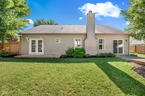 19459 Silver Spring Noblesville IN 46062