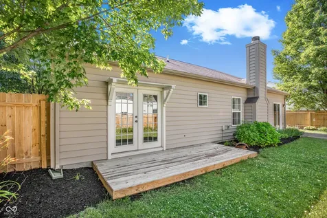 19459 Silver Spring Noblesville IN 46062