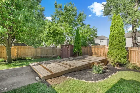 19459 Silver Spring Noblesville IN 46062