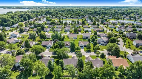 19459 Silver Spring Noblesville IN 46062
