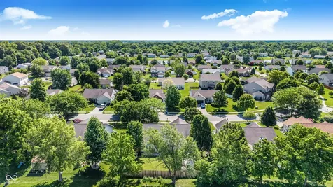 19459 Silver Spring Noblesville IN 46062