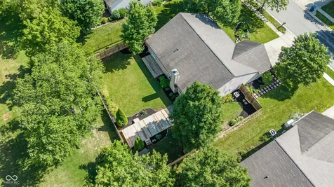 19459 Silver Spring Noblesville IN 46062