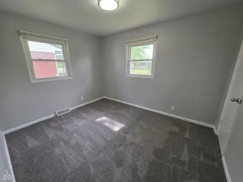 5820 E 40th Street Indianapolis IN 46226