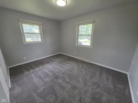 5820 E 40th Street Indianapolis IN 46226