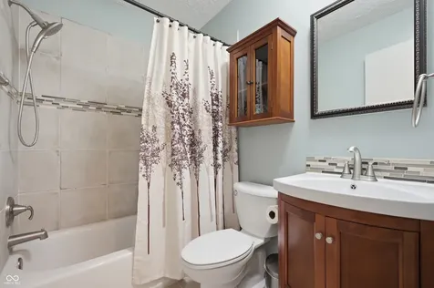 3706 E Carol Lane Mooresville IN 46158