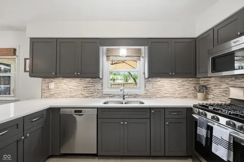 3706 E Carol Lane Mooresville IN 46158