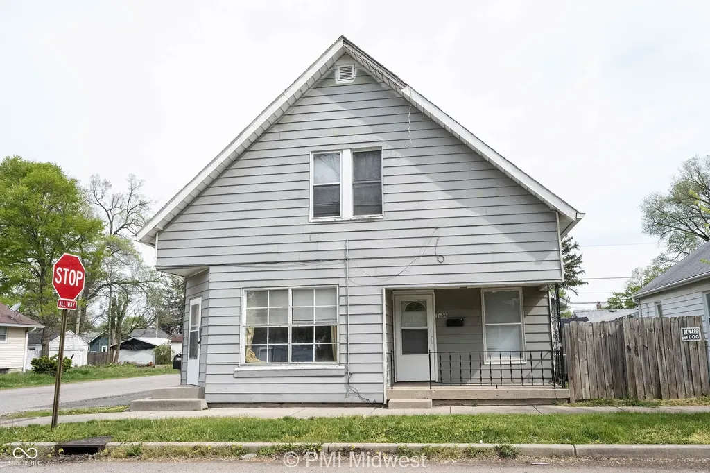 1604 E Kelly Street Indianapolis IN 46203