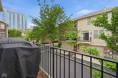 240 N New Jersey Street Indianapolis IN 46204