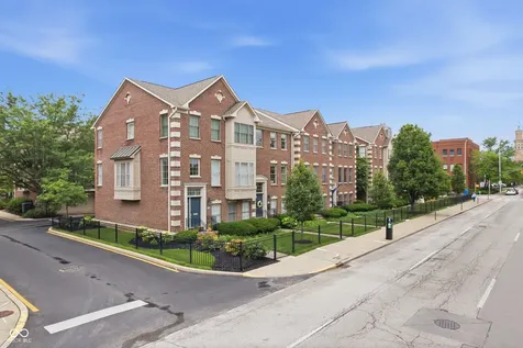 240 N New Jersey Street Indianapolis IN 46204