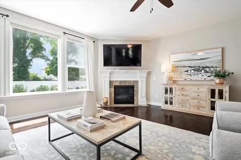 10461 Creektree Lane Fishers IN 46038
