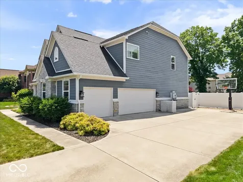 10461 Creektree Lane Fishers IN 46038
