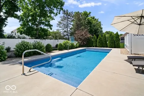 10461 Creektree Lane Fishers IN 46038