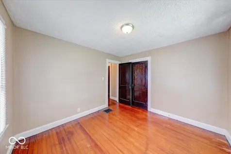 902 N Bosart Avenue Indianapolis IN 46201