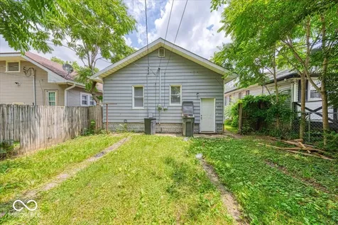902 N Bosart Avenue Indianapolis IN 46201