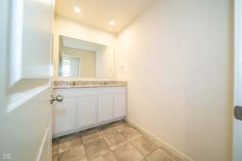 14158 Bay Willow Drive Fishers IN 46037