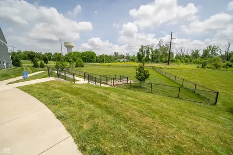 14158 Bay Willow Drive Fishers IN 46037