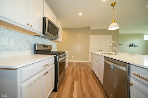 14158 Bay Willow Drive Fishers IN 46037