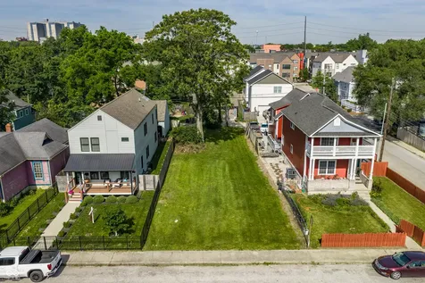 1824 Ruckle Street Indianapolis IN 46202