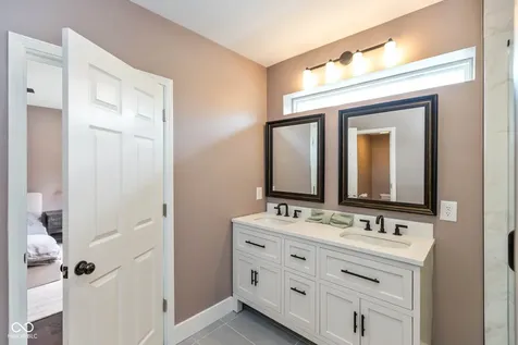 2740 Guilford Avenue Indianapolis IN 46205