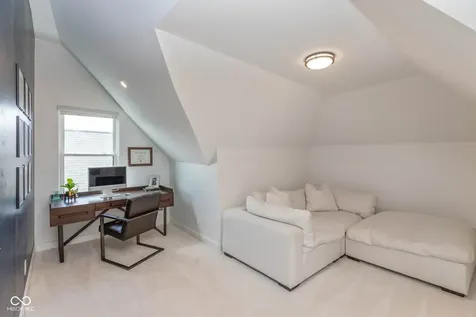 2740 Guilford Avenue Indianapolis IN 46205