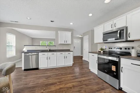 14284 Banister Drive Noblesville IN 46060