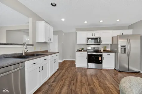 14284 Banister Drive Noblesville IN 46060