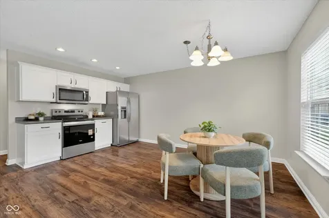 14284 Banister Drive Noblesville IN 46060