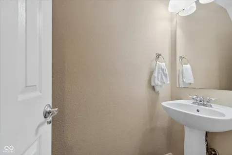 14284 Banister Drive Noblesville IN 46060