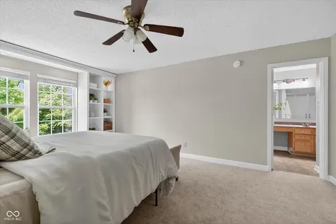 14284 Banister Drive Noblesville IN 46060