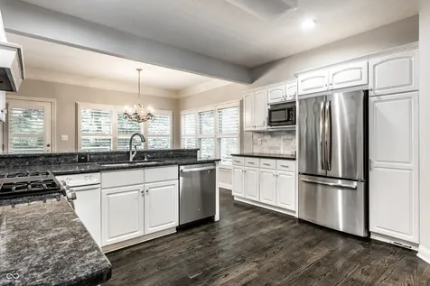 7821 Timber Run Court Indianapolis IN 46256