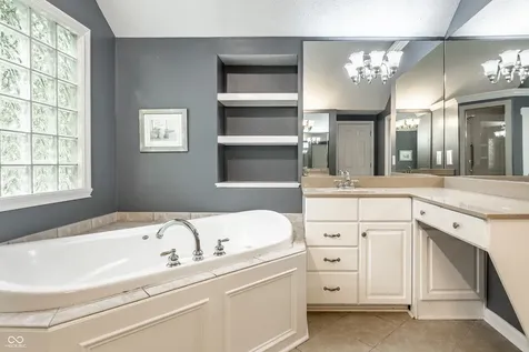 7821 Timber Run Court Indianapolis IN 46256