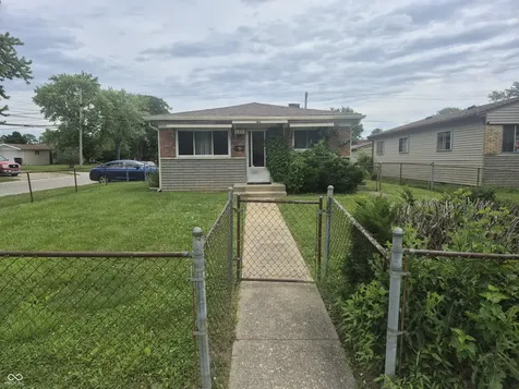 185 N 9th Avenue N Beech Grove IN 46107