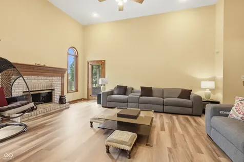 4015 Highland Park Drive Greenwood IN 46143