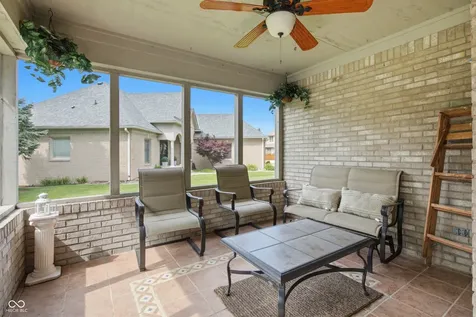 4015 Highland Park Drive Greenwood IN 46143